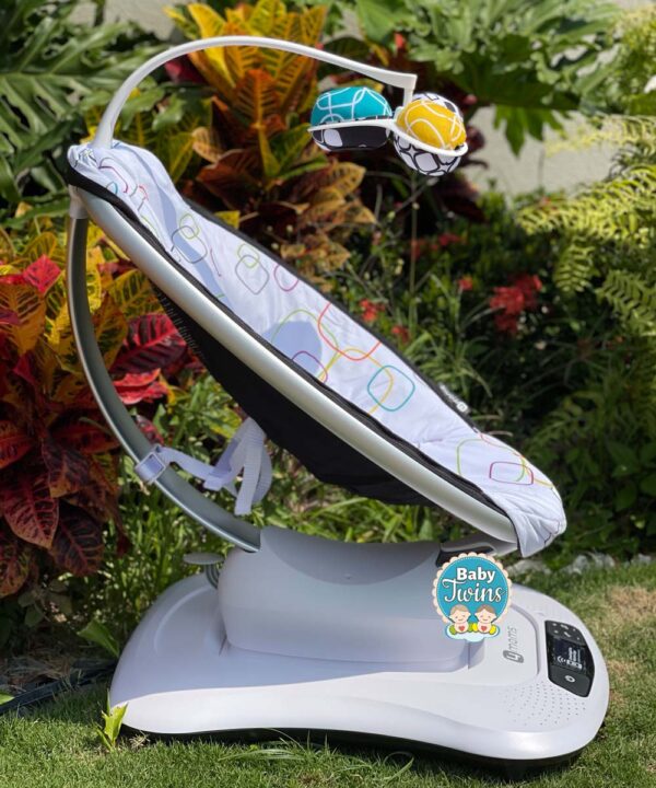 4 MOMS SILLA MECEDORA ESTAMPADA