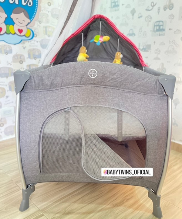 Corral mecedora Noa roja -Ebaby 780