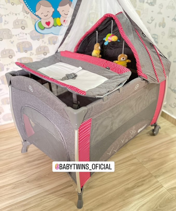 Corral mecedora Noa roja -Ebaby 780