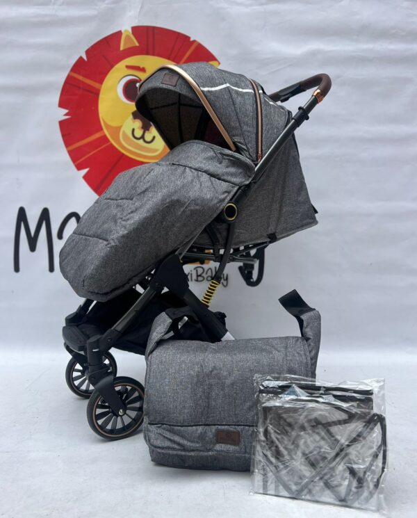 COCHE MALETA REVERSIBLE CON PAÑALERA ZOOPER MAXIBABY GRIS