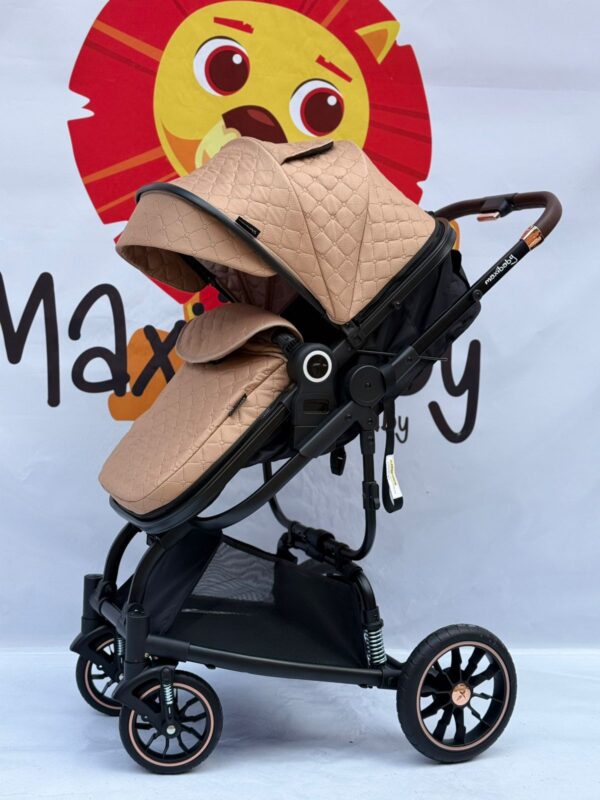 Coche Moises cierra como coche Maleta color cafe Maxibaby